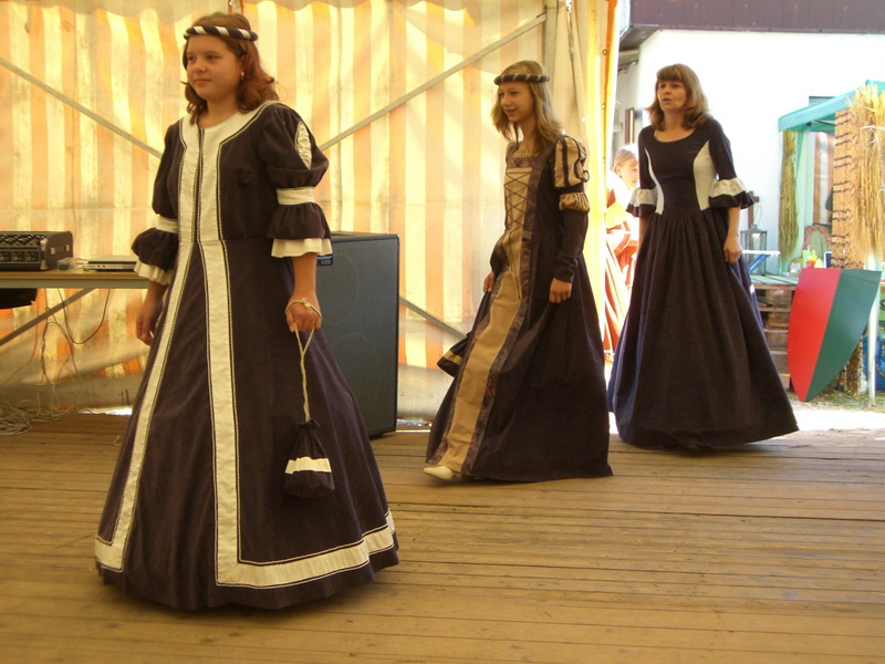 09.jpg